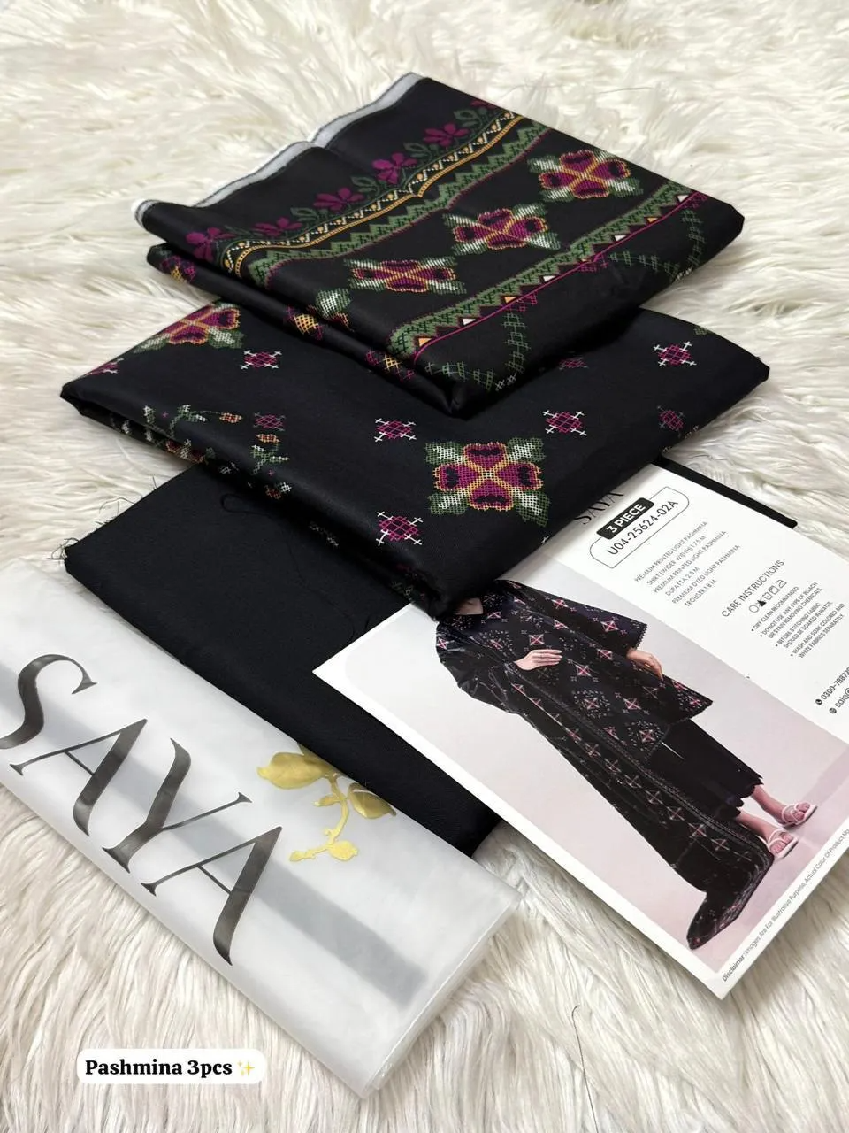 3 Pcs Women's Unstitched Printed Suit (Saya)