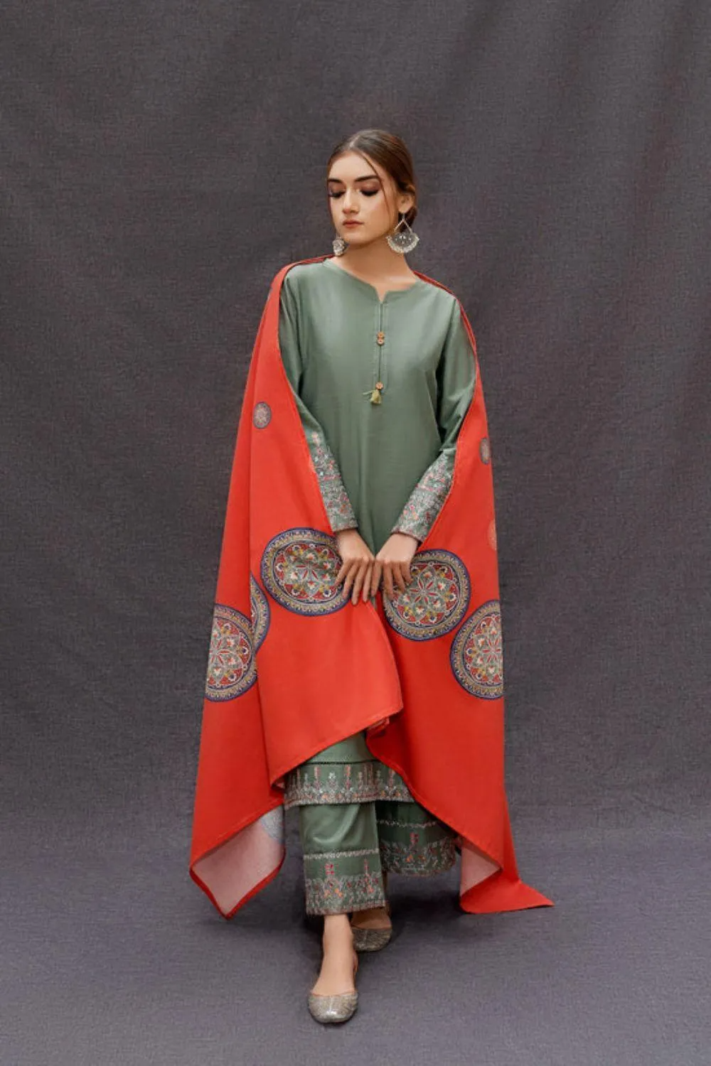 3 Pcs Women's Unstitched Embroidered Suit