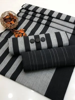 3 Pcs Women's Unstitched Printed Suit