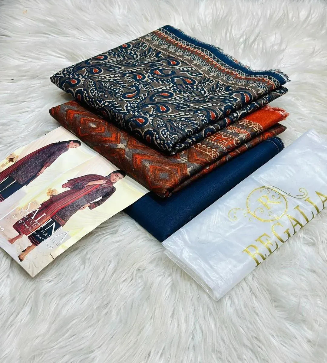 3 Pcs Women's Unstitched Printed Suit